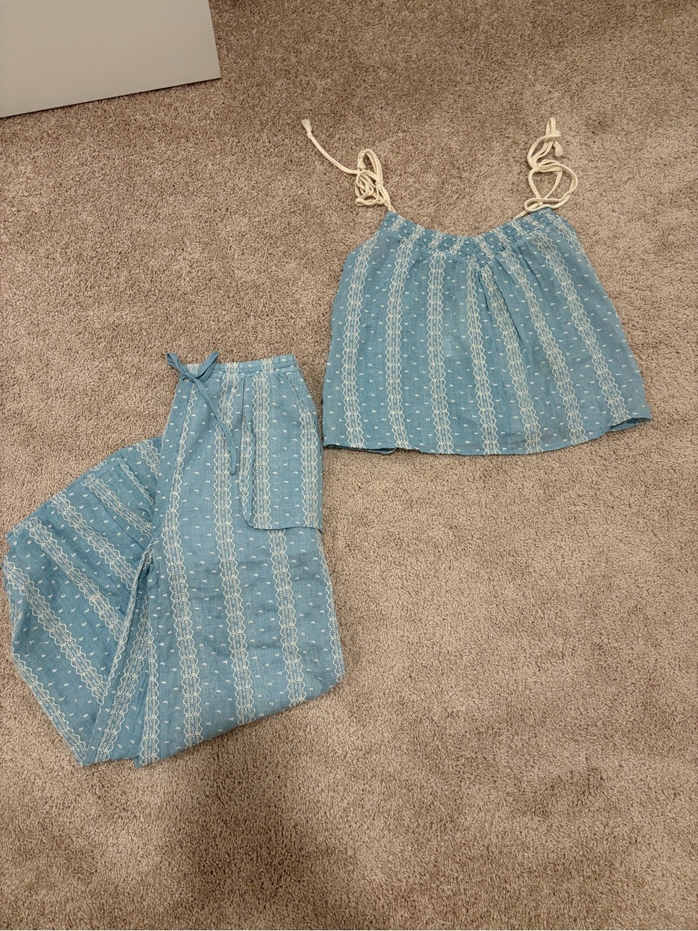 Hem & Thread Set - Picture 4 of 6